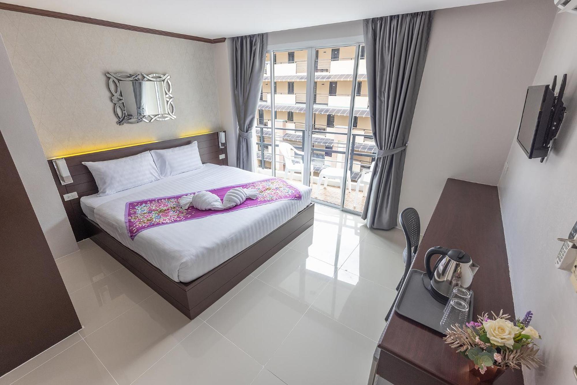 Готель The Chic Patong Номер фото
