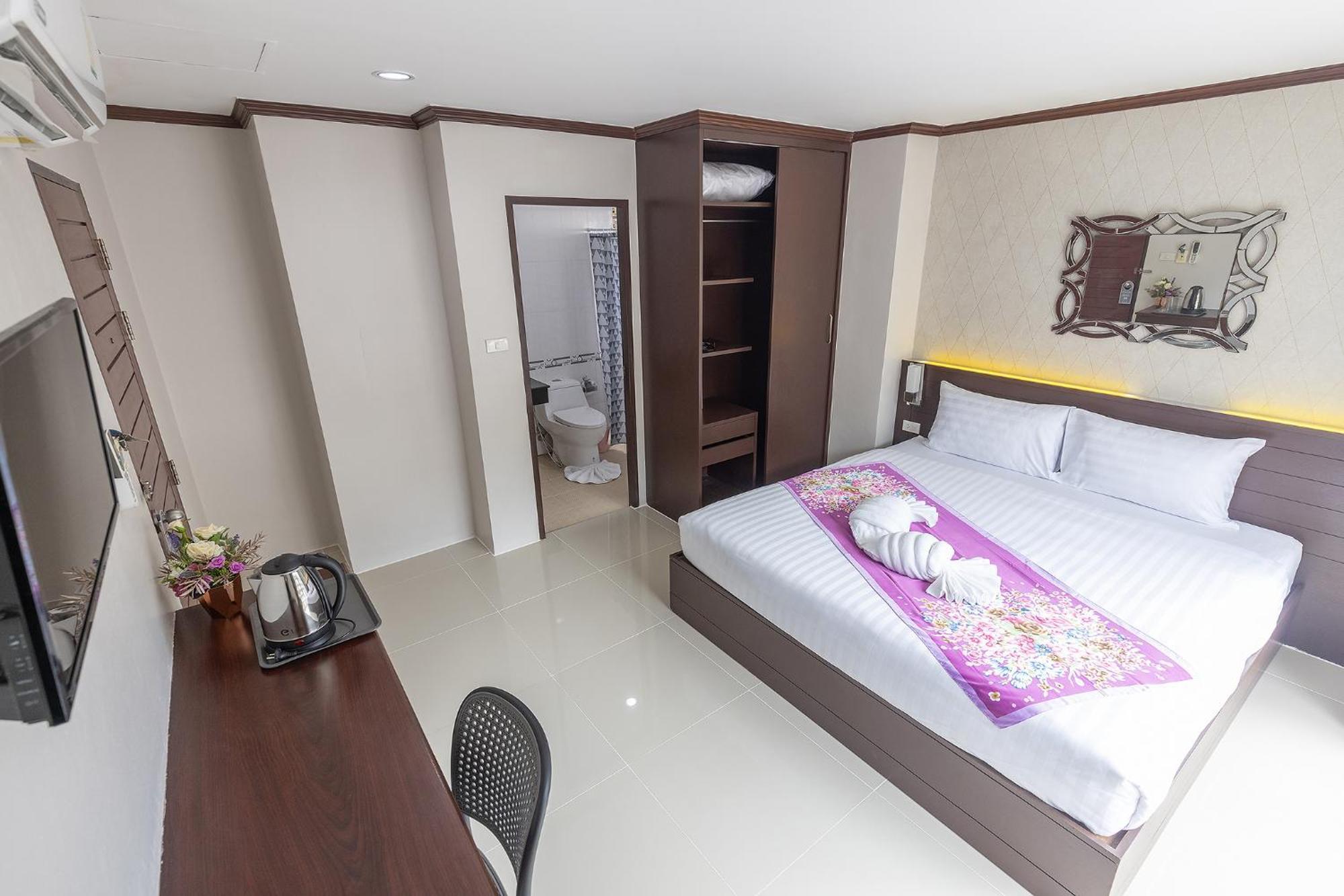 Готель The Chic Patong Номер фото