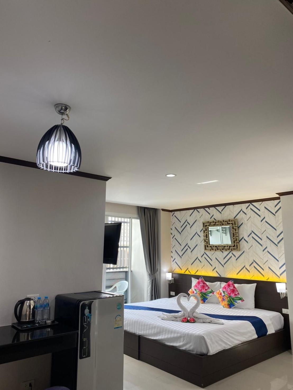 Готель The Chic Patong Номер фото