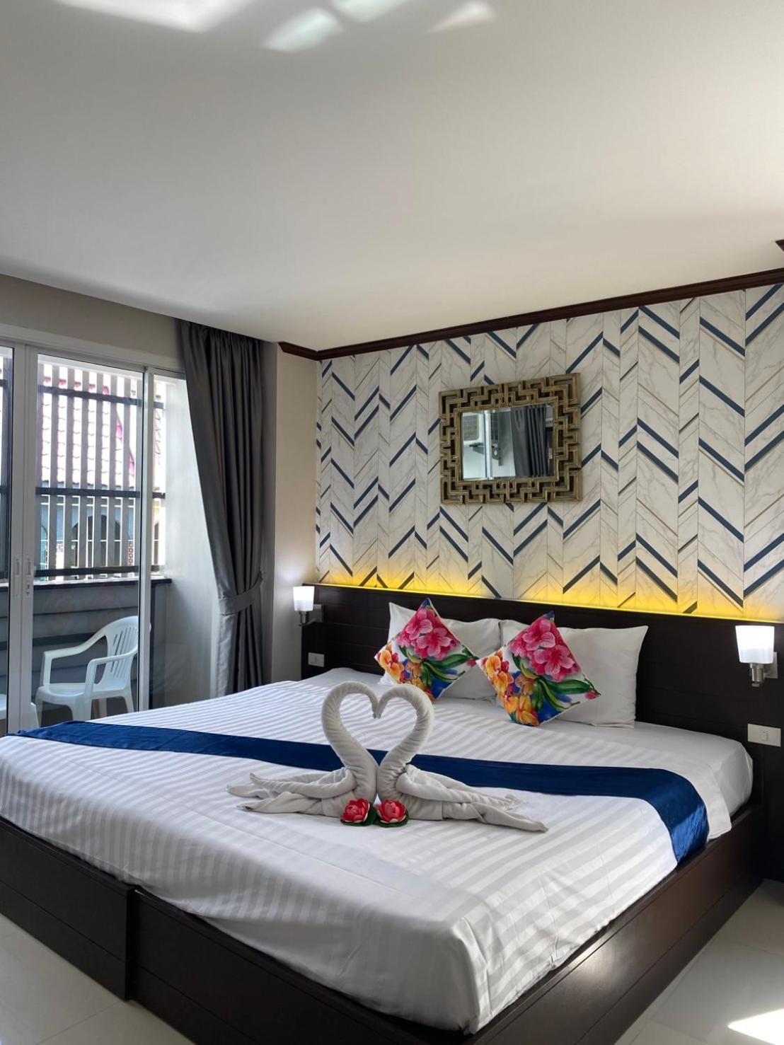 Готель The Chic Patong Номер фото