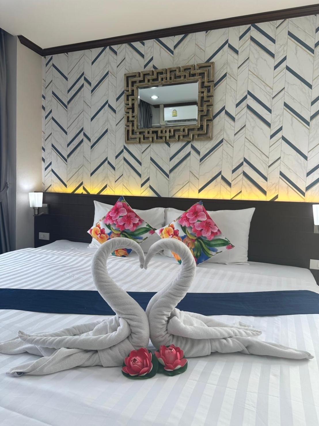 Готель The Chic Patong Номер фото